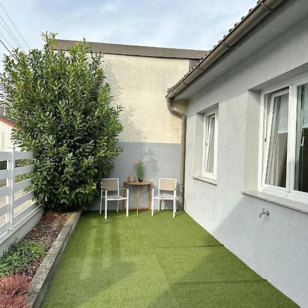 Modernes Haus Naehe Parndorf Apartamento Bruck an der Leitha Exterior foto